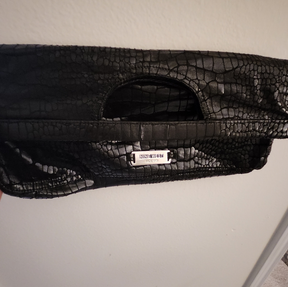 Purse - Picture 3 of 4